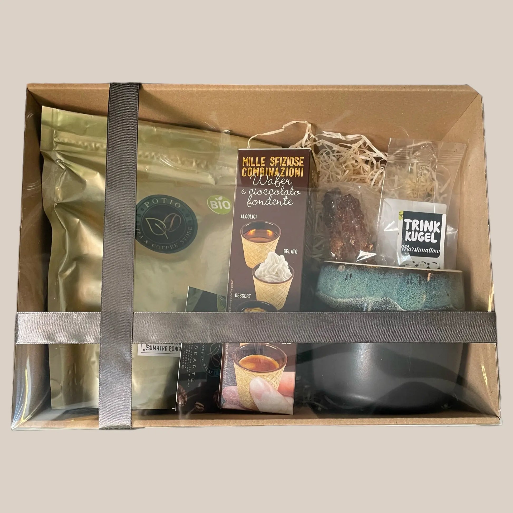 Coffee Lovers Geschenkbox mit Sumatra Kaffee und Zubehör